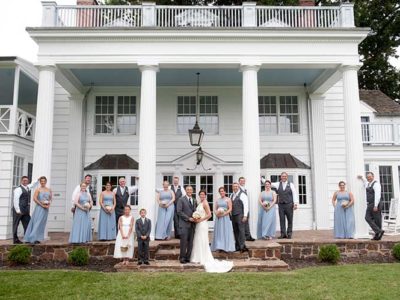 manor-bridal-party-steps