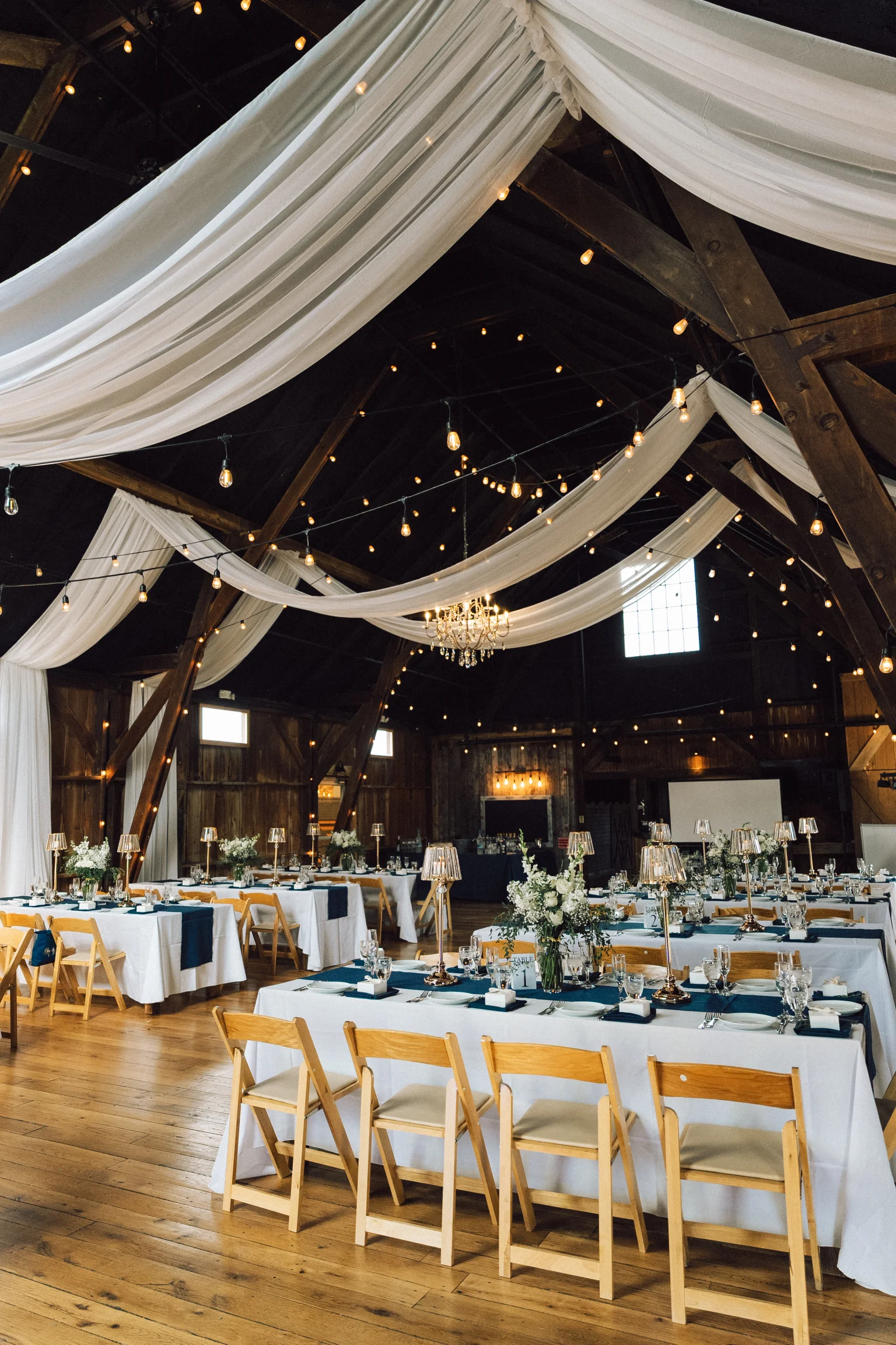 Historic Barn wedding venue Maryland